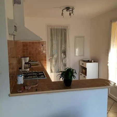 Maison De Charme A Avec Terrasse Et Jardin בית נופש